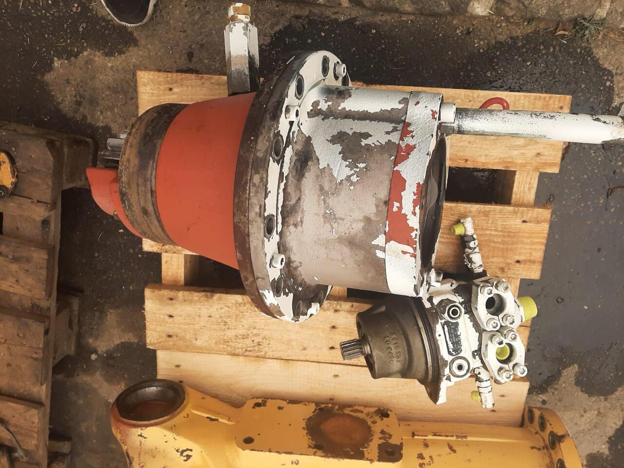 Liebherr SAT 225 / 220 aus A900B - Schwenkmotor für Baumaschine: das Bild 1 Liebherr SAT 225 / 220 aus A900B - Schwenkmotor für Baumaschine: das Bild 1