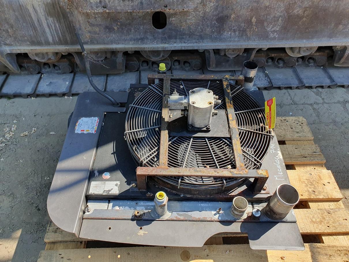 Mecalac 714 MW - Kühlsystem für Baumaschine: das Bild 2 Mecalac 714 MW - Kühlsystem für Baumaschine: das Bild 2