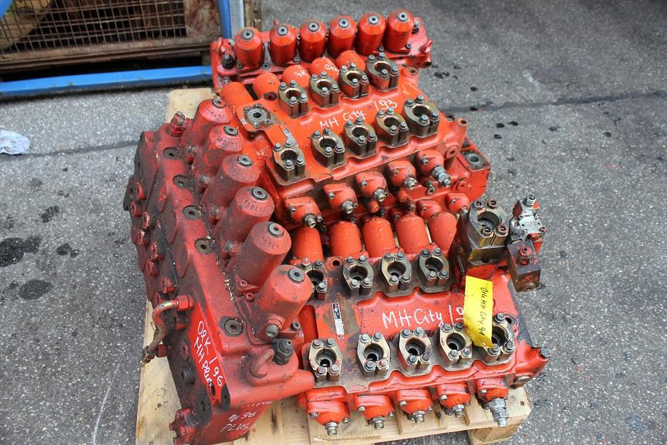 O&K MH plus, MH City - Elektrische Ausrüstung für Baumaschine: das Bild 2 O&K MH plus, MH City - Elektrische Ausrüstung für Baumaschine: das Bild 2