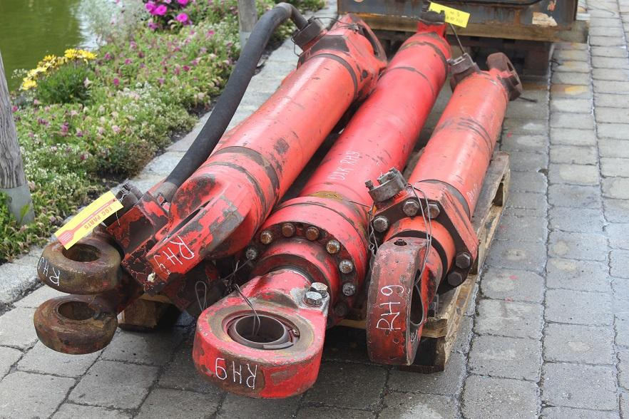 O&K RH 9 - Hydraulikzylinder für Baumaschine: das Bild 3 O&K RH 9 - Hydraulikzylinder für Baumaschine: das Bild 3