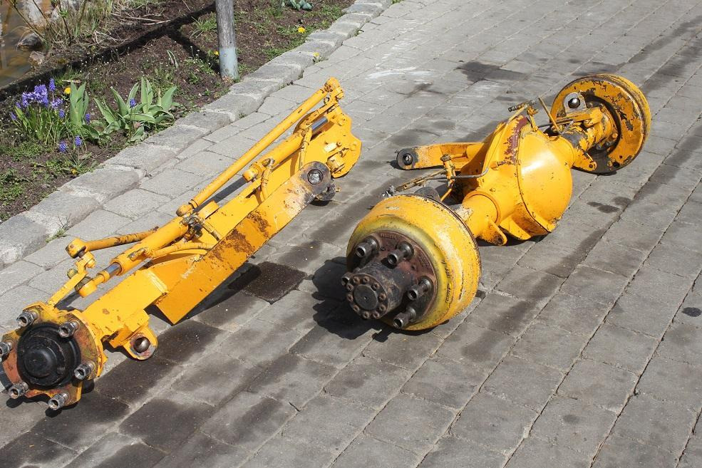 Stapler - Achse und Teile für Baumaschine: das Bild 1 Stapler - Achse und Teile für Baumaschine: das Bild 1