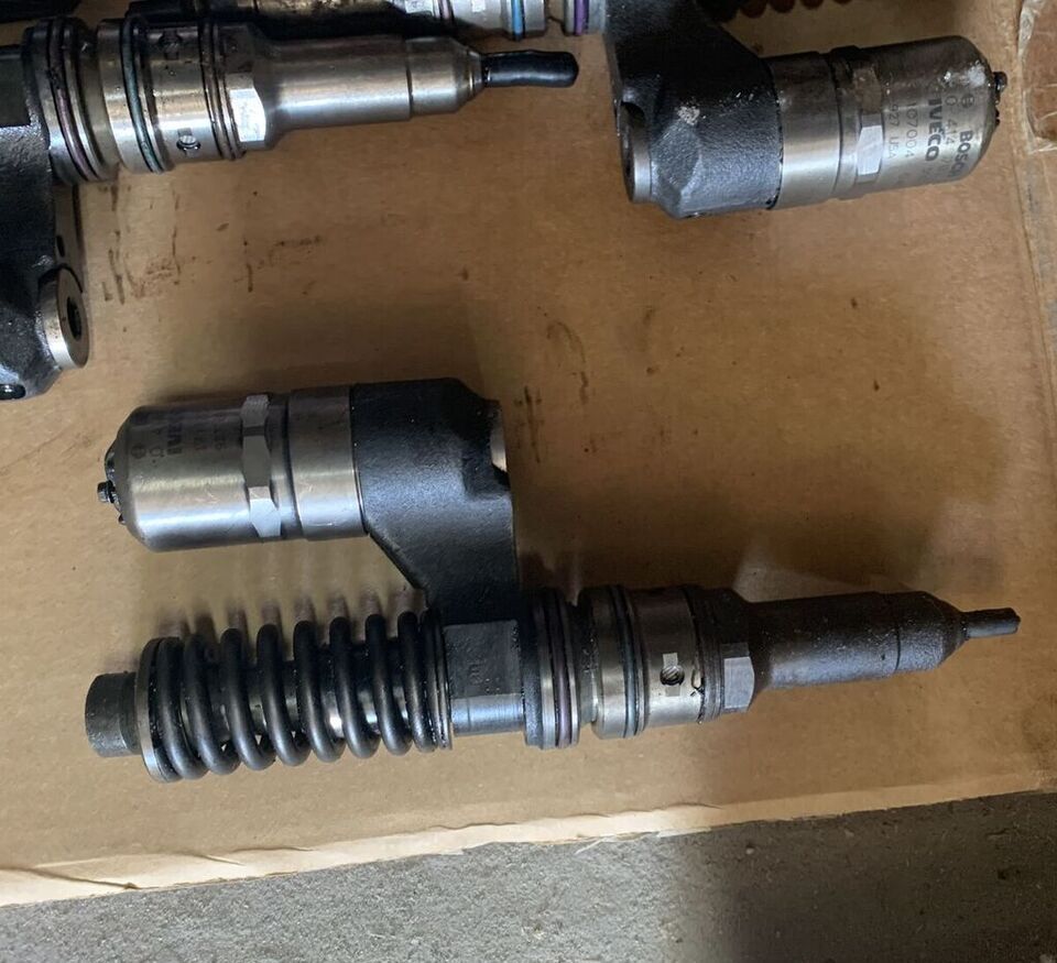 Bosch 0414701006 IVECO Stralis Euro 3,4 New Holland, Case - Injektor für LKW: das Bild 3 Bosch 0414701006 IVECO Stralis Euro 3,4 New Holland, Case - Injektor für LKW: das Bild 3