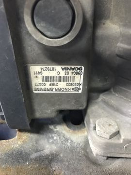 Knorr-Bremse Europa 1827274 Scania R - Bremsventil für LKW: das Bild 2 Knorr-Bremse Europa 1827274 Scania R - Bremsventil für LKW: das Bild 2