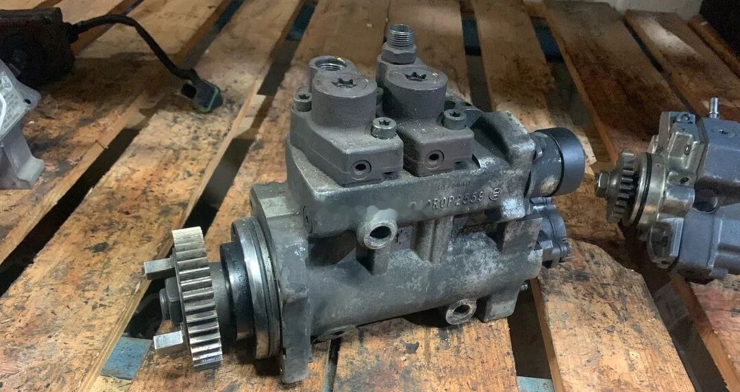 Mercedes-Benz MERCEDES ACTROS MP4 0445020236 Mercedes-Benz - Kraftstoffpumpe für LKW: das Bild 1 Mercedes-Benz MERCEDES ACTROS MP4 0445020236 Mercedes-Benz - Kraftstoffpumpe für LKW: das Bild 1