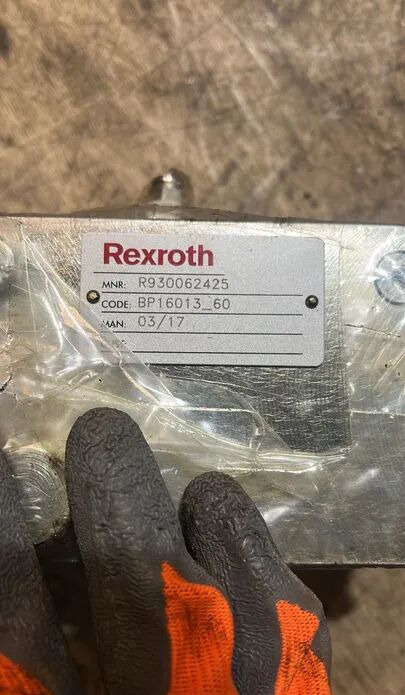 Rexroth Flow Divider R930062425 - Bremsventil für LKW: das Bild 5 Rexroth Flow Divider R930062425 - Bremsventil für LKW: das Bild 5
