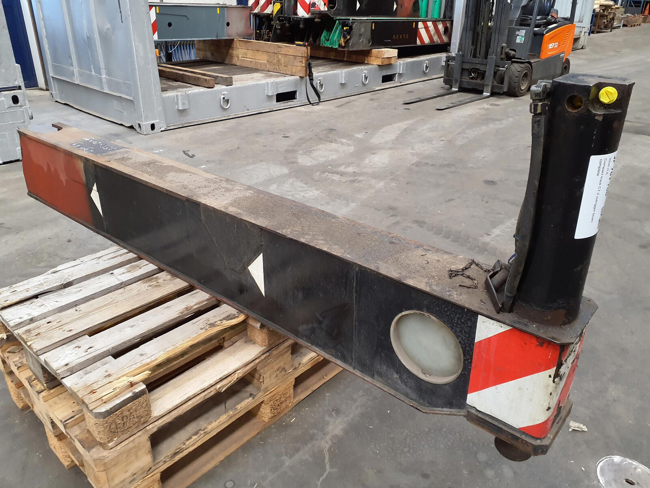 Compact truck CT-2 outrigger beam complete - Federung für Mobilkran: das Bild 1 Compact truck CT-2 outrigger beam complete - Federung für Mobilkran: das Bild 1