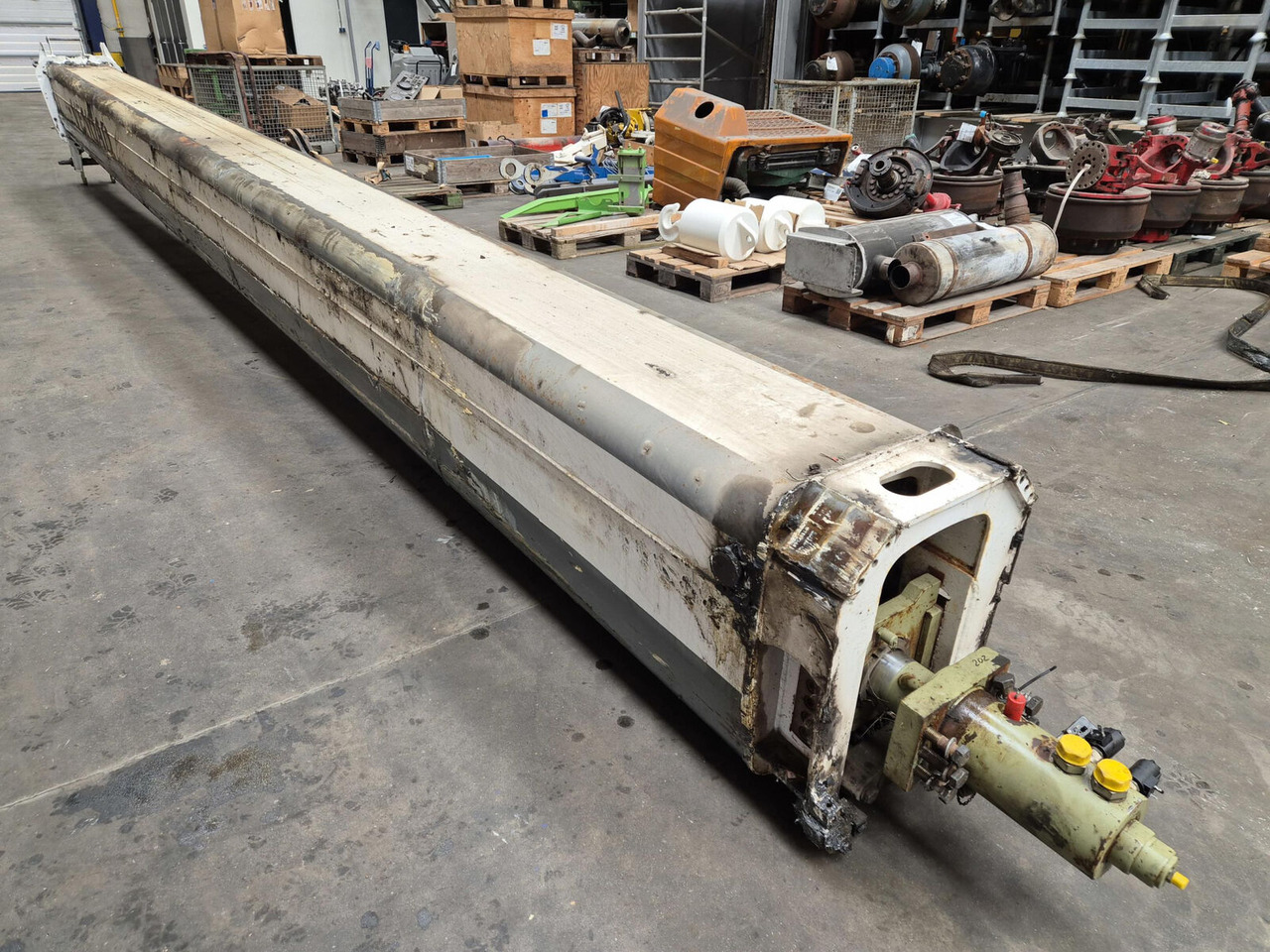 Demag AC 35 Telescopic section 3 - Ausleger für Mobilkran: das Bild 3 Demag AC 35 Telescopic section 3 - Ausleger für Mobilkran: das Bild 3