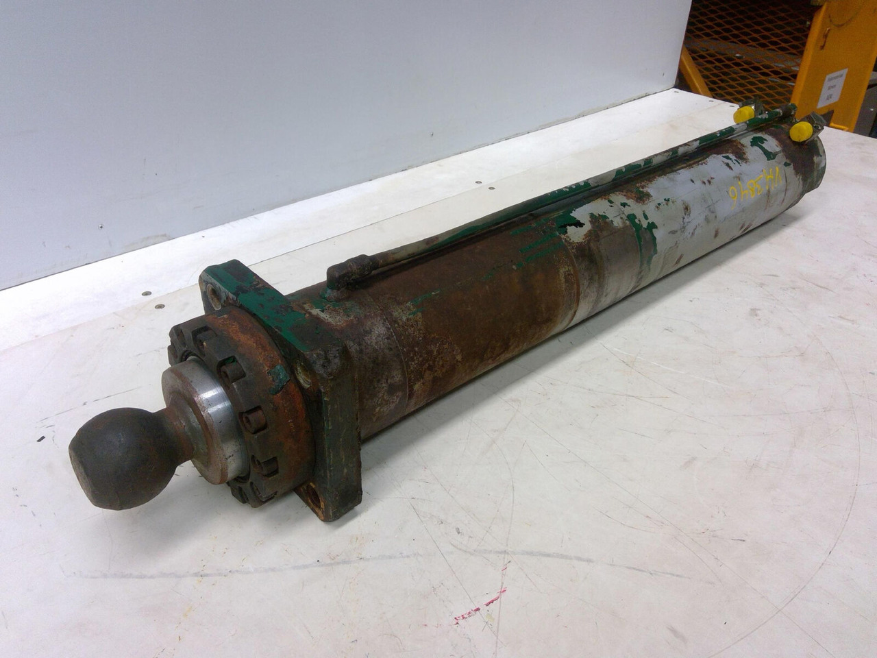 FAUN ATF 30-2 outrigger cylinder - Hydraulikzylinder für Mobilkran: das Bild 3 FAUN ATF 30-2 outrigger cylinder - Hydraulikzylinder für Mobilkran: das Bild 3