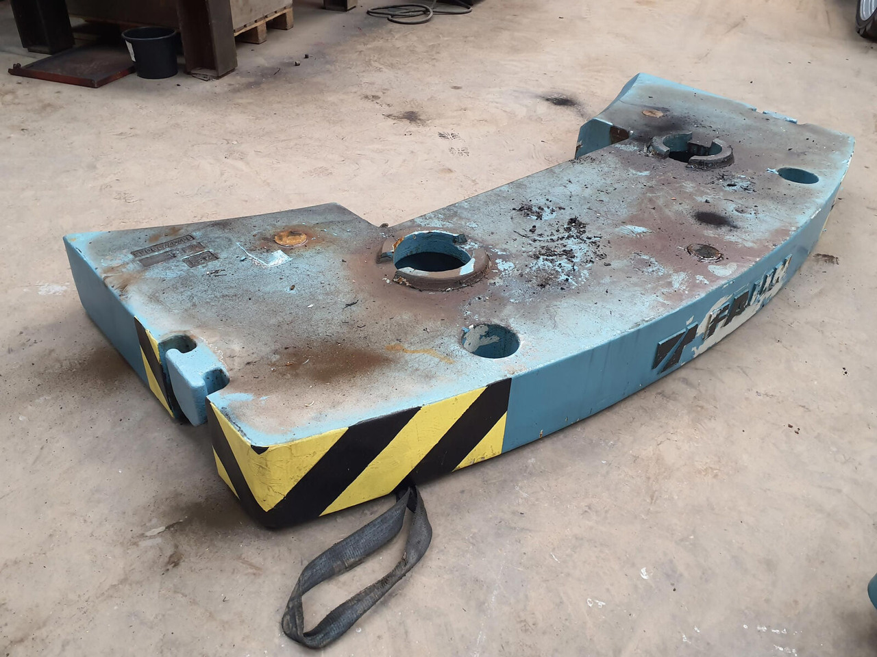FAUN ATF 60-3 counterweight 3.1 ton - Gegengewicht für Mobilkran: das Bild 2 FAUN ATF 60-3 counterweight 3.1 ton - Gegengewicht für Mobilkran: das Bild 2