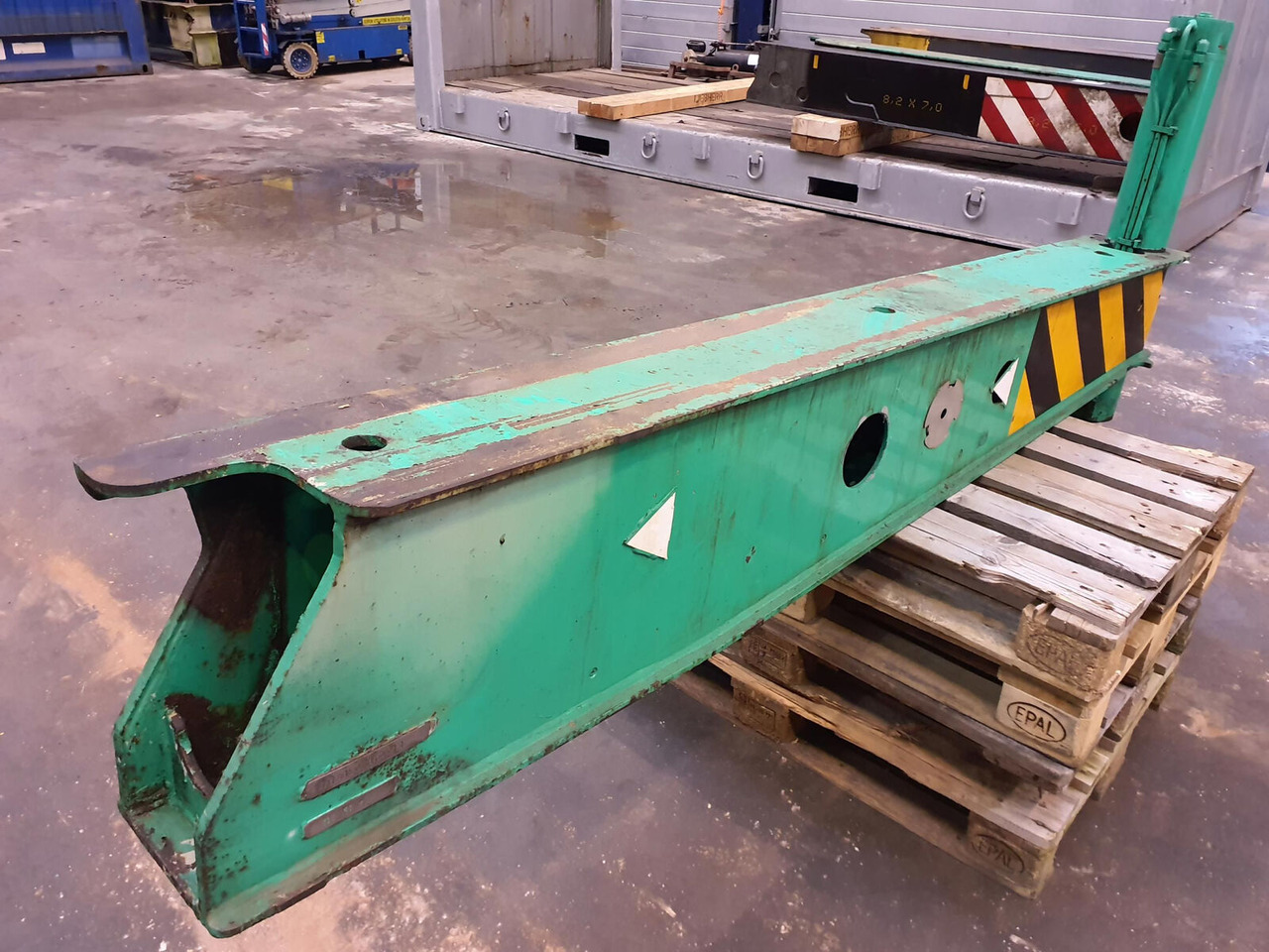 FAUN ATF 60-3 outrigger beam rear with support cylinder - Federung für Mobilkran: das Bild 4 FAUN ATF 60-3 outrigger beam rear with support cylinder - Federung für Mobilkran: das Bild 4