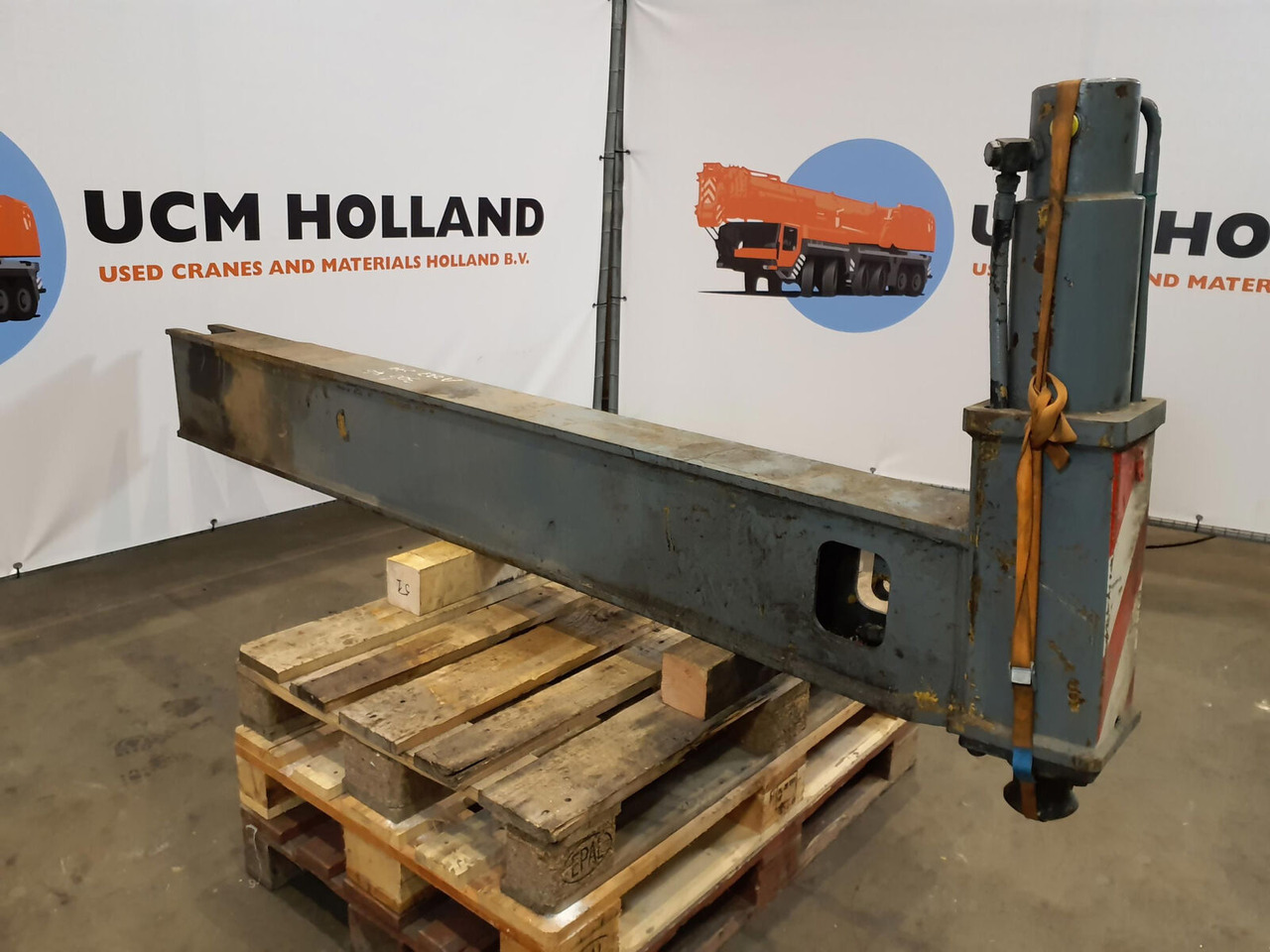 Grove AT 633 outrigger beam complete rear - Federung für Mobilkran: das Bild 1 Grove AT 633 outrigger beam complete rear - Federung für Mobilkran: das Bild 1