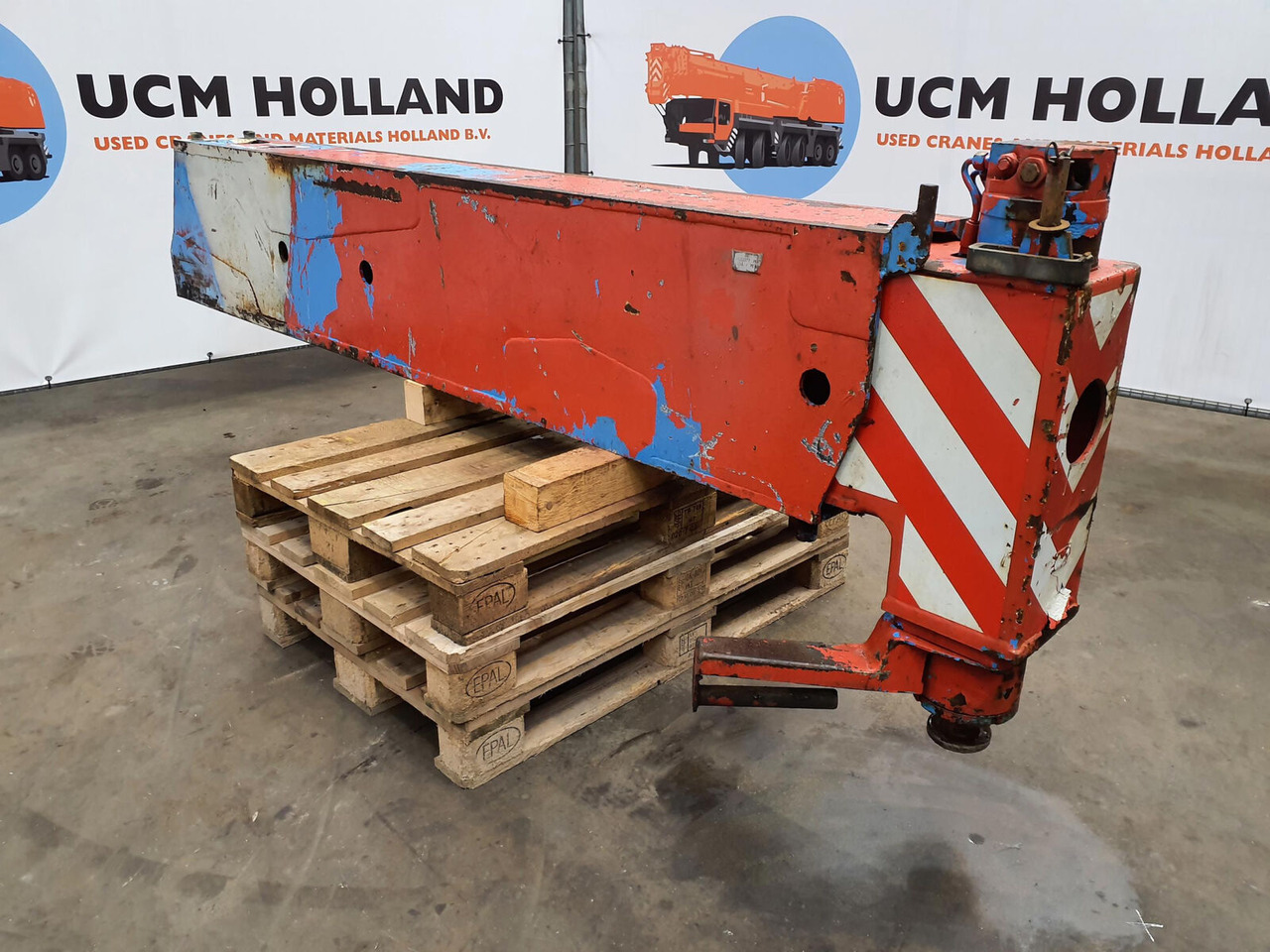 Grove GMK 5130-1 outrigger beam complete rear - Federung für Mobilkran: das Bild 1 Grove GMK 5130-1 outrigger beam complete rear - Federung für Mobilkran: das Bild 1