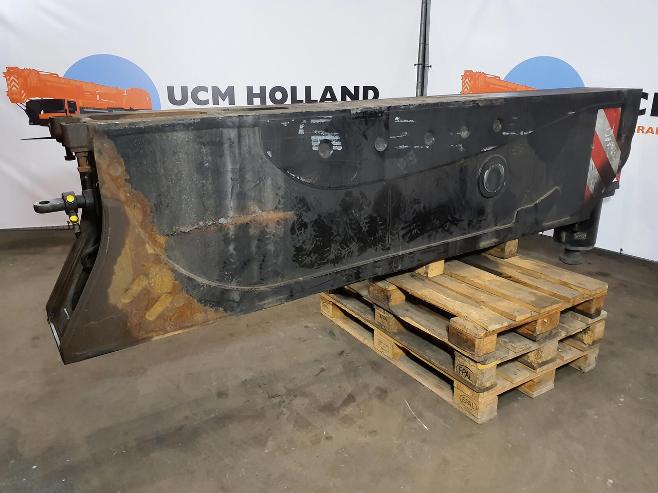 Grove GMK 6400 outrigger beam rear complete - Federung für Kran: das Bild 4 Grove GMK 6400 outrigger beam rear complete - Federung für Kran: das Bild 4