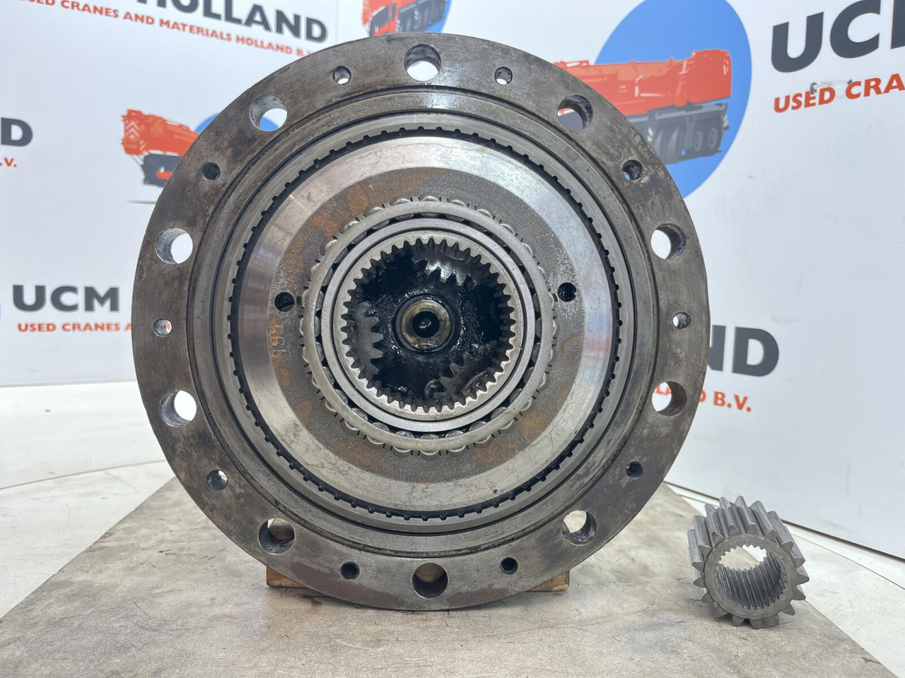 Kessler+Co Kessler Planetary gear 17-24-67-32-3pl-H83-42 - Fahrantrieb für Mobilkran: das Bild 5 Kessler+Co Kessler Planetary gear 17-24-67-32-3pl-H83-42 - Fahrantrieb für Mobilkran: das Bild 5
