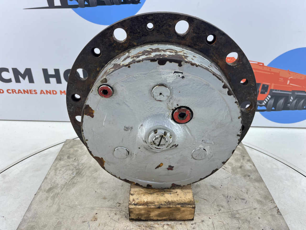 Kessler Planetary gear 31-15-62-40-3pl-H84-46 - Schwenkmotor für Kran: das Bild 1 Kessler Planetary gear 31-15-62-40-3pl-H84-46 - Schwenkmotor für Kran: das Bild 1