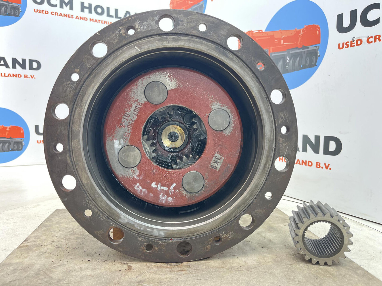 Kessler planetary gear 21-21-63-40-4pl-H140-46 - Fahrantrieb für Kran: das Bild 4 Kessler planetary gear 21-21-63-40-4pl-H140-46 - Fahrantrieb für Kran: das Bild 4