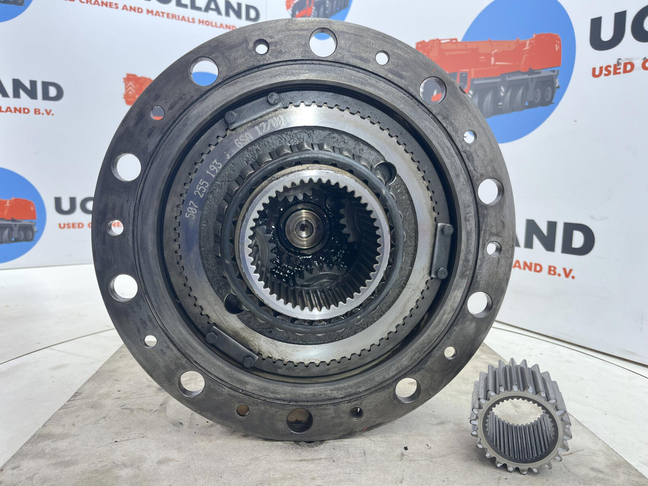 Liebherr LTM 1030-2 planetary gear 22-25-74-40-4pl-H138-46 - Fahrantrieb für Mobilkran: das Bild 4 Liebherr LTM 1030-2 planetary gear 22-25-74-40-4pl-H138-46 - Fahrantrieb für Mobilkran: das Bild 4