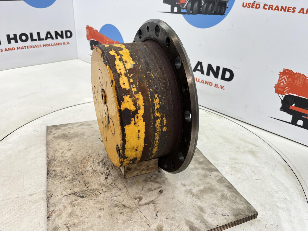 Liebherr LTM 1030-2 planetary gear 22-25-74-40-4pl-H138-46 - Fahrantrieb für Mobilkran: das Bild 2 Liebherr LTM 1030-2 planetary gear 22-25-74-40-4pl-H138-46 - Fahrantrieb für Mobilkran: das Bild 2
