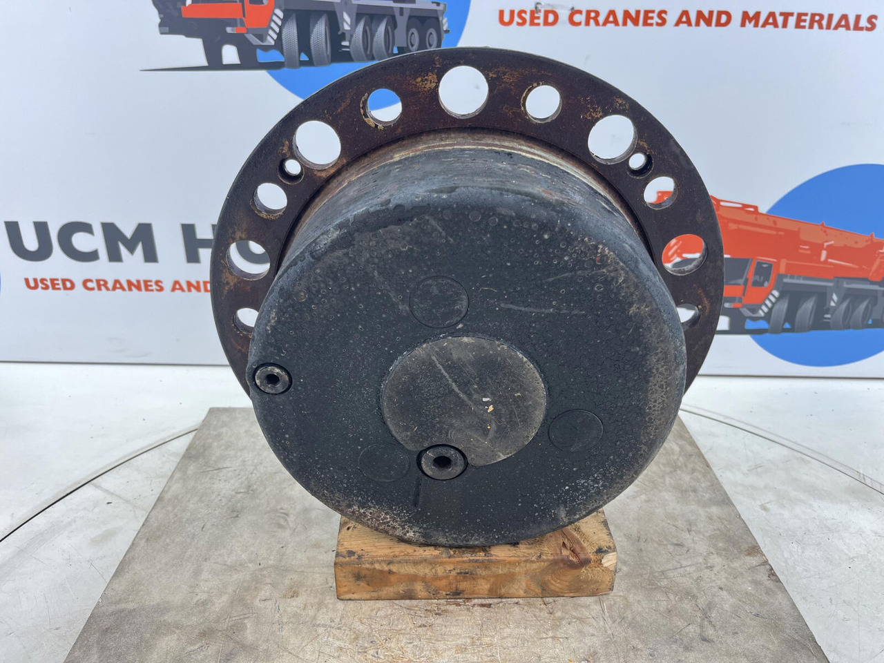 Liebherr LTM 1070 planetary gear 17-24-67-32-3pl-H127-46 - Fahrantrieb für Mobilkran: das Bild 1 Liebherr LTM 1070 planetary gear 17-24-67-32-3pl-H127-46 - Fahrantrieb für Mobilkran: das Bild 1