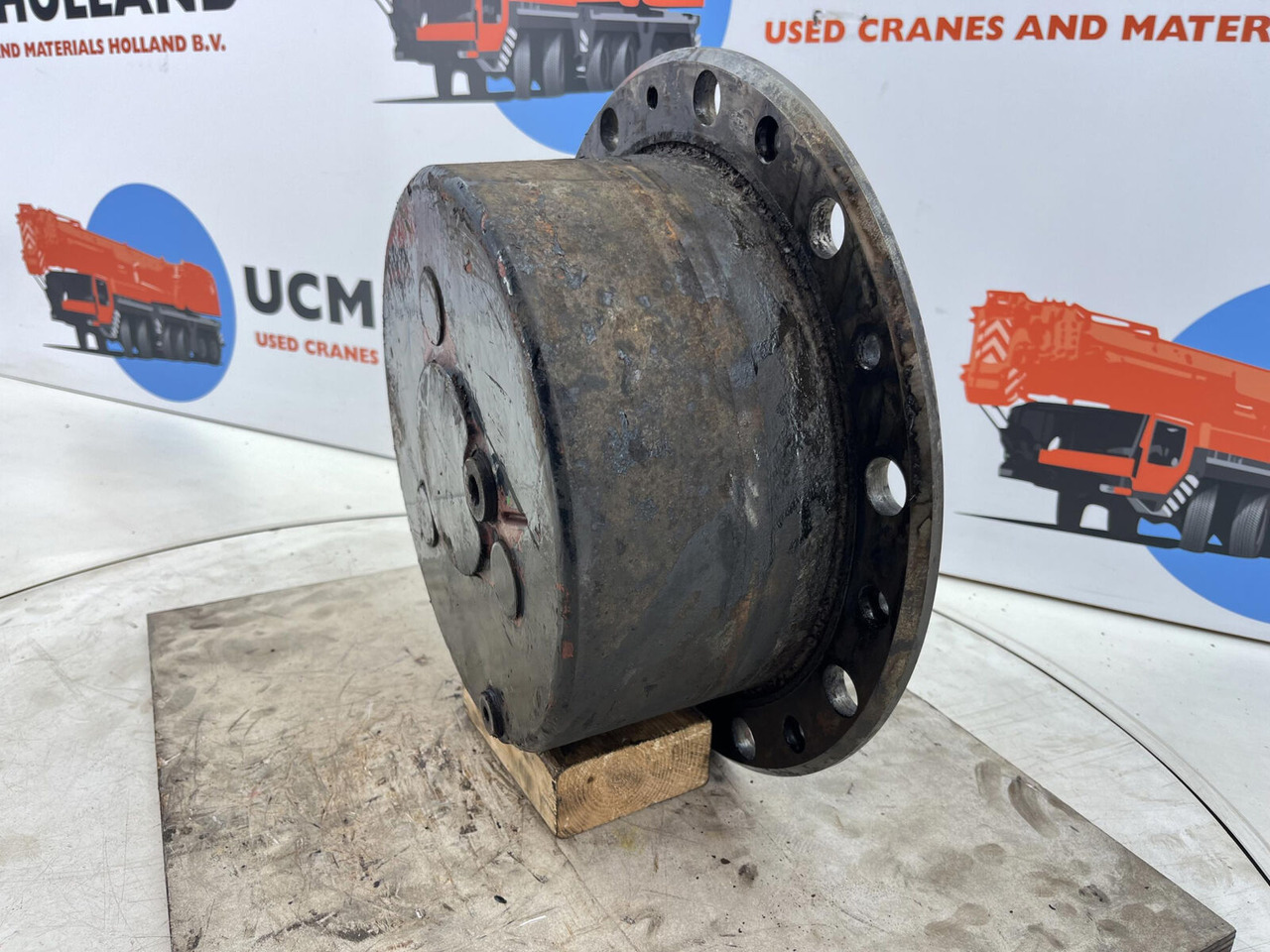Liebherr LTM 1080 planetary gear 22-25-74-40-3pl-H135-46 - Fahrantrieb für Mobilkran: das Bild 2 Liebherr LTM 1080 planetary gear 22-25-74-40-3pl-H135-46 - Fahrantrieb für Mobilkran: das Bild 2