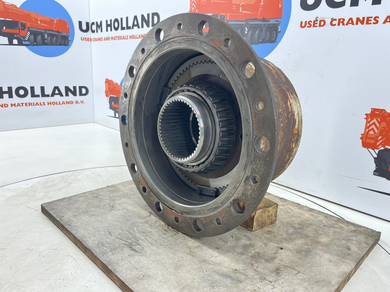 Liebherr LTM 1160 planetary gear 22-25-74-40-4pl-H185-46 - Fahrantrieb für Mobilkran: das Bild 3 Liebherr LTM 1160 planetary gear 22-25-74-40-4pl-H185-46 - Fahrantrieb für Mobilkran: das Bild 3