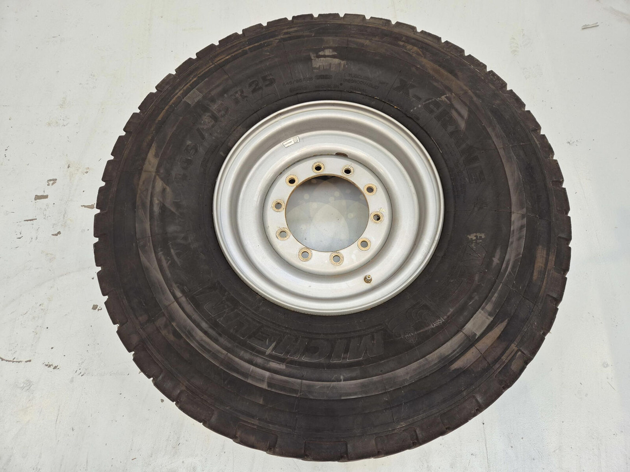 Michelin Wheel 445/95R25 10 12 1p - Komplettrad: das Bild 2 Michelin Wheel 445/95R25 10 12 1p - Komplettrad: das Bild 2