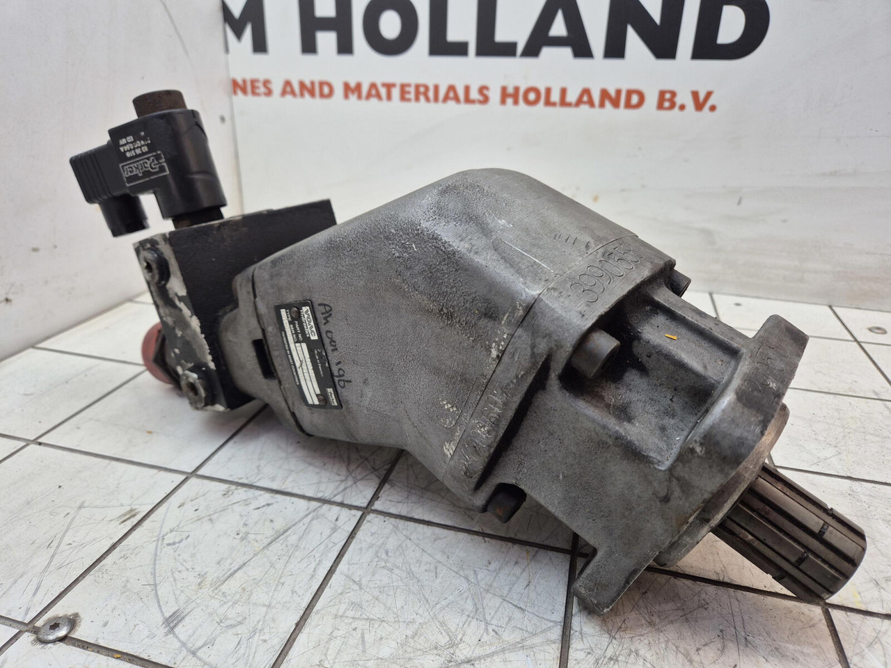 Parker F1-060R hydro pump with bypass - Hydraulikpumpe für Mobilkran: das Bild 2 Parker F1-060R hydro pump with bypass - Hydraulikpumpe für Mobilkran: das Bild 2