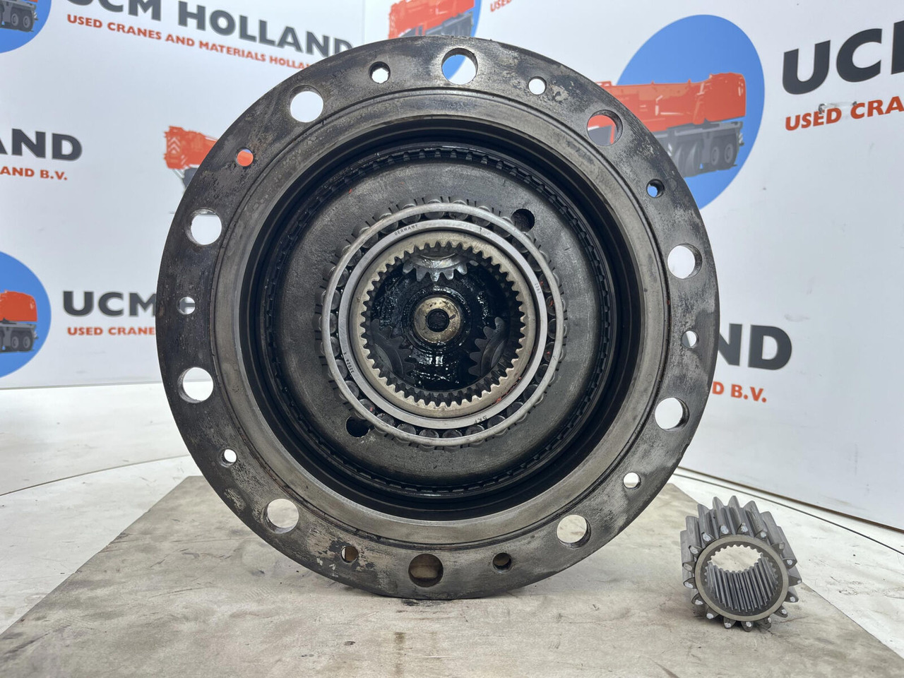 Terex AC 155 planetary gear 17-24-67-32-3pl-H135-46 - Fahrantrieb für Mobilkran: das Bild 4 Terex AC 155 planetary gear 17-24-67-32-3pl-H135-46 - Fahrantrieb für Mobilkran: das Bild 4