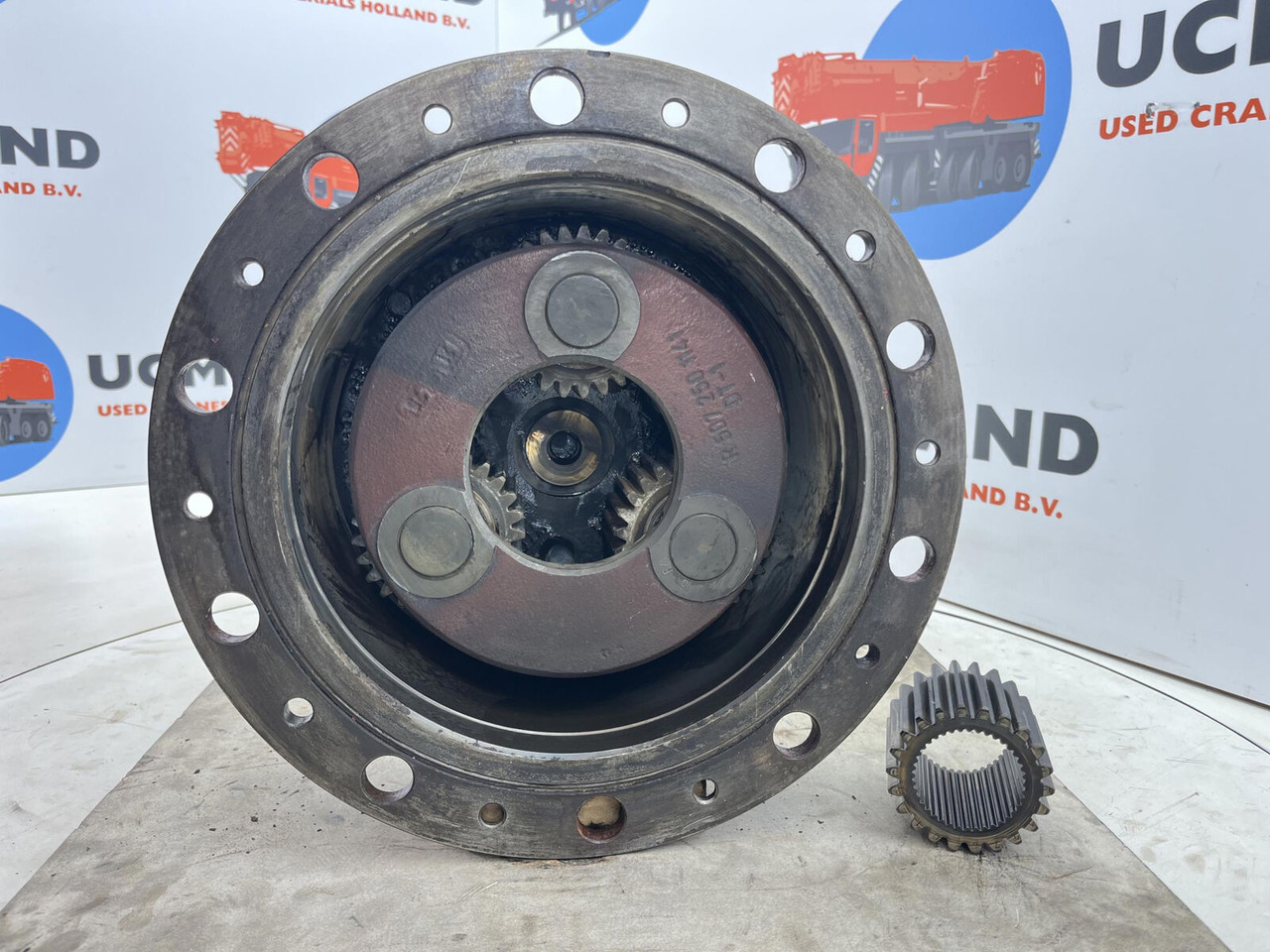 Terex AC 155 planetary gear 22-25-74-40-3pl-H135-46 - Fahrantrieb für Mobilkran: das Bild 4 Terex AC 155 planetary gear 22-25-74-40-3pl-H135-46 - Fahrantrieb für Mobilkran: das Bild 4