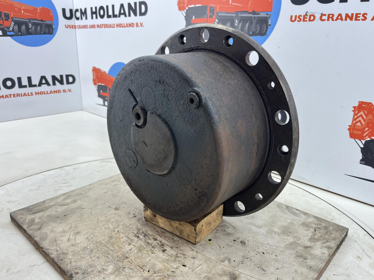 Terex AC 155 planetary gear 22-25-74-40-3pl-H135-46 - Fahrantrieb für Mobilkran: das Bild 2 Terex AC 155 planetary gear 22-25-74-40-3pl-H135-46 - Fahrantrieb für Mobilkran: das Bild 2