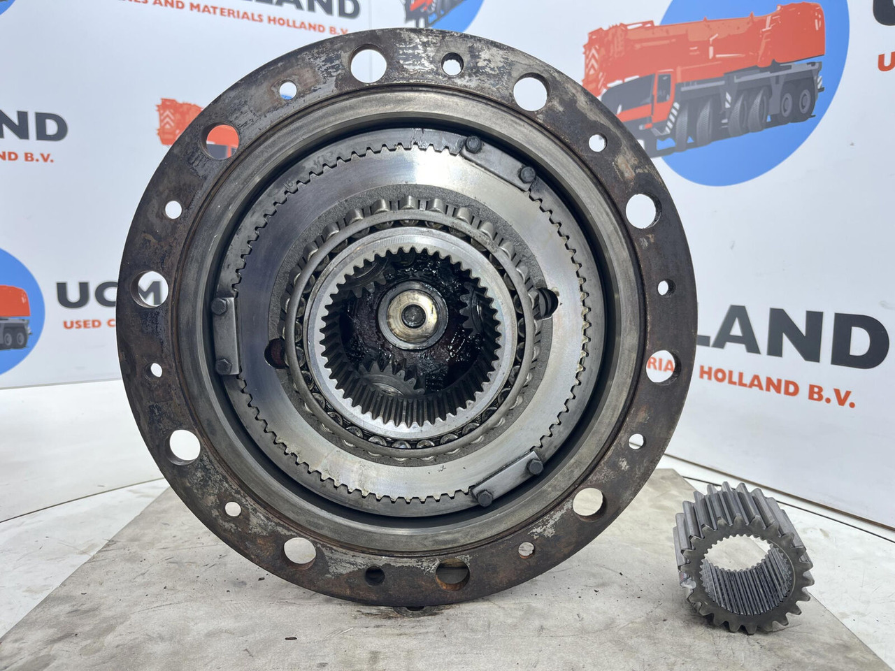 Terex AC 155 planetary gear 22-25-74-40-3pl-H135-46 - Fahrantrieb für Mobilkran: das Bild 5 Terex AC 155 planetary gear 22-25-74-40-3pl-H135-46 - Fahrantrieb für Mobilkran: das Bild 5