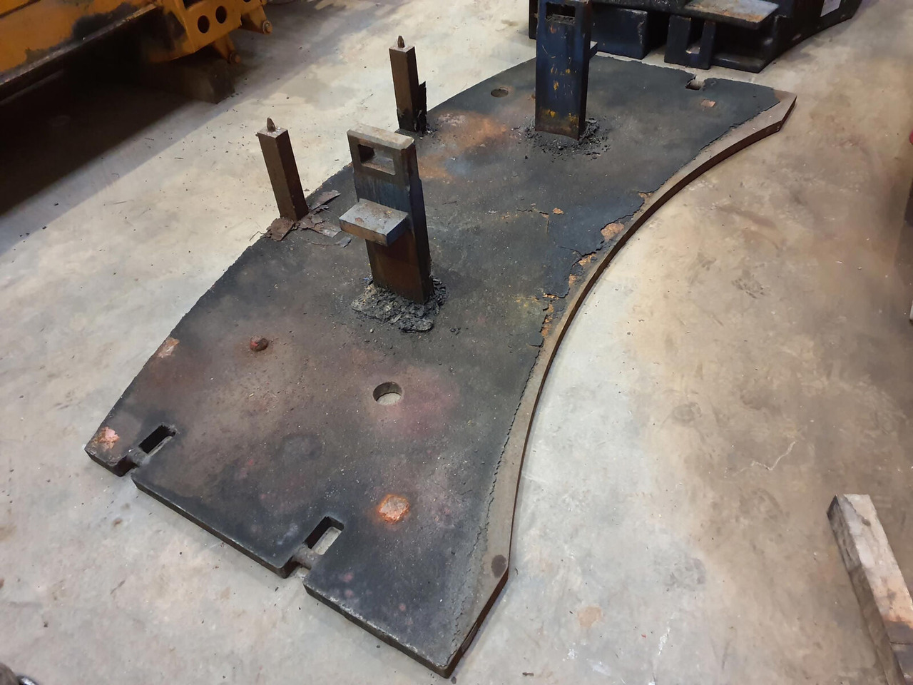 Terex AC 205 counterweight 1,2 ton - Gegengewicht für Mobilkran: das Bild 2 Terex AC 205 counterweight 1,2 ton - Gegengewicht für Mobilkran: das Bild 2
