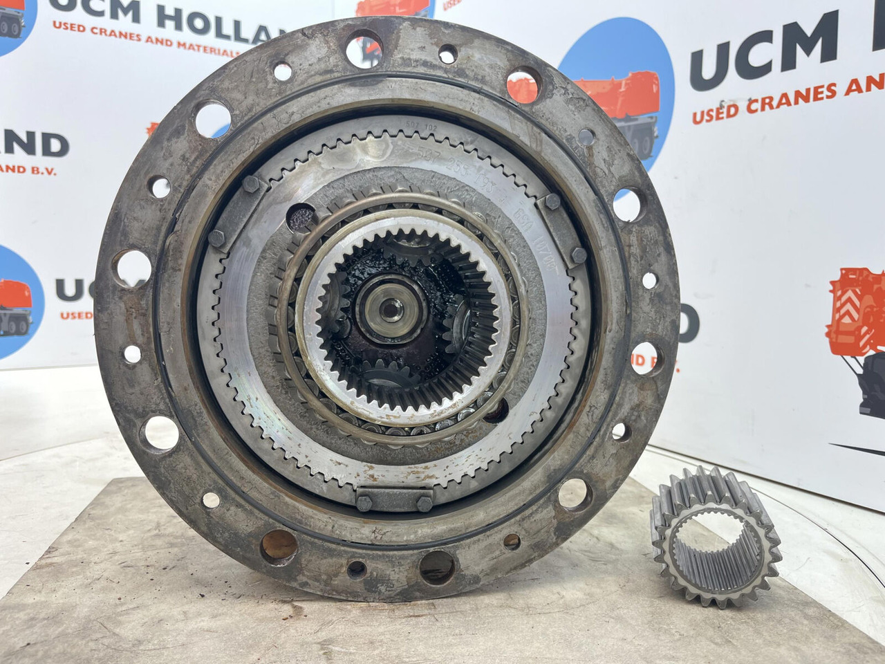 Terex AC 35 planetary gear 22-25-74-40-4pl-H137-46 - Fahrantrieb für Mobilkran: das Bild 5 Terex AC 35 planetary gear 22-25-74-40-4pl-H137-46 - Fahrantrieb für Mobilkran: das Bild 5