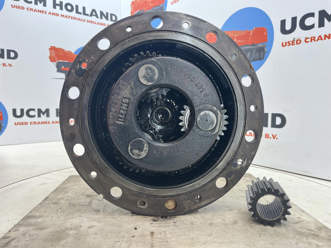 Terex AC 40-1 city planetary drive 17-24-67-32-3pl-H85-42 - Fahrantrieb für Mobilkran: das Bild 5 Terex AC 40-1 city planetary drive 17-24-67-32-3pl-H85-42 - Fahrantrieb für Mobilkran: das Bild 5