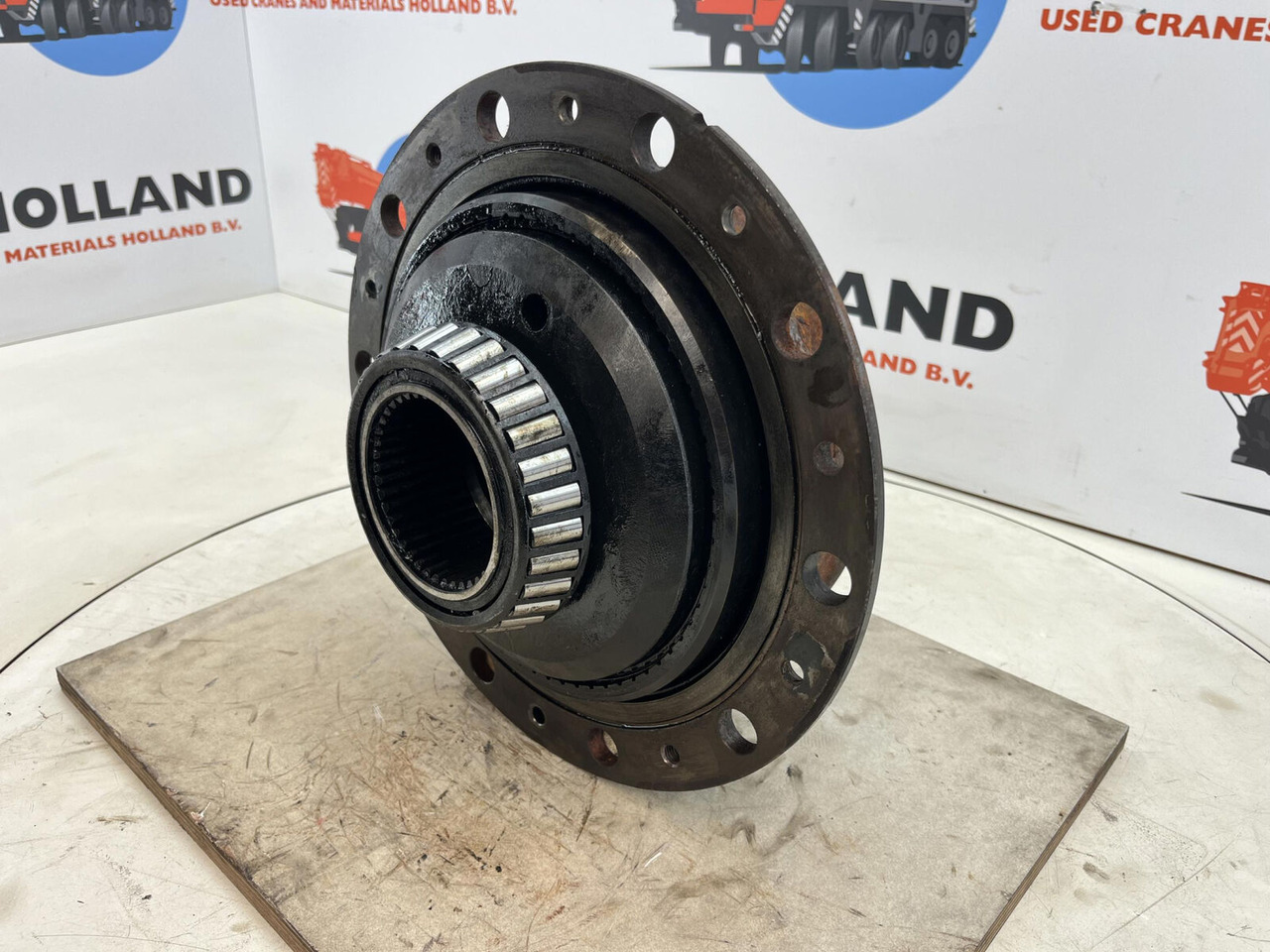 Terex AC 40-1 city planetary drive 17-24-67-32-3pl-H85-42 - Fahrantrieb für Mobilkran: das Bild 3 Terex AC 40-1 city planetary drive 17-24-67-32-3pl-H85-42 - Fahrantrieb für Mobilkran: das Bild 3