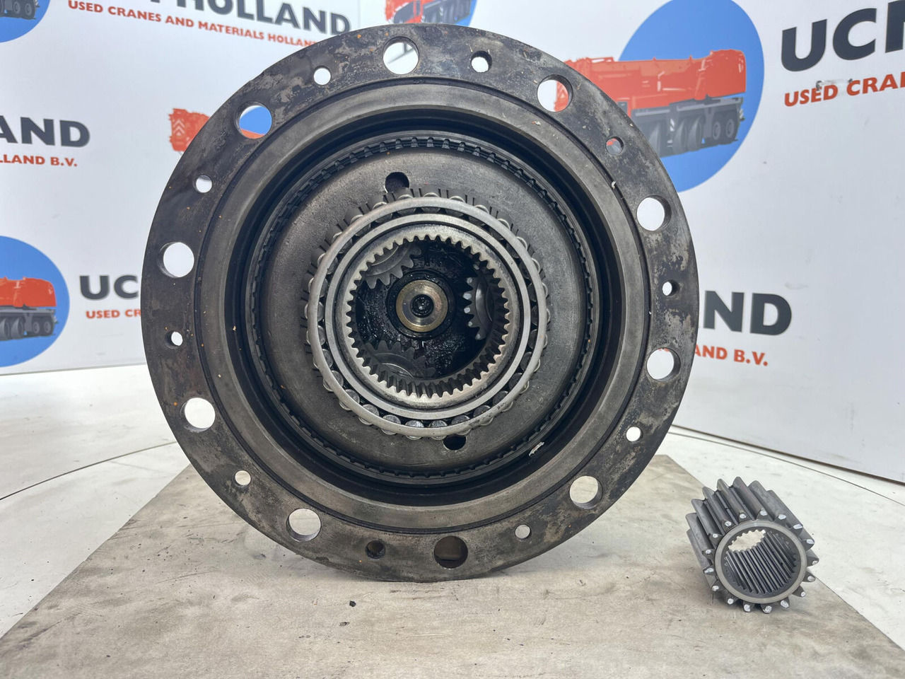 Terex AC 50 planetary gear 17-24-67-32-3pl-H135-46 - Fahrantrieb für Mobilkran: das Bild 4 Terex AC 50 planetary gear 17-24-67-32-3pl-H135-46 - Fahrantrieb für Mobilkran: das Bild 4