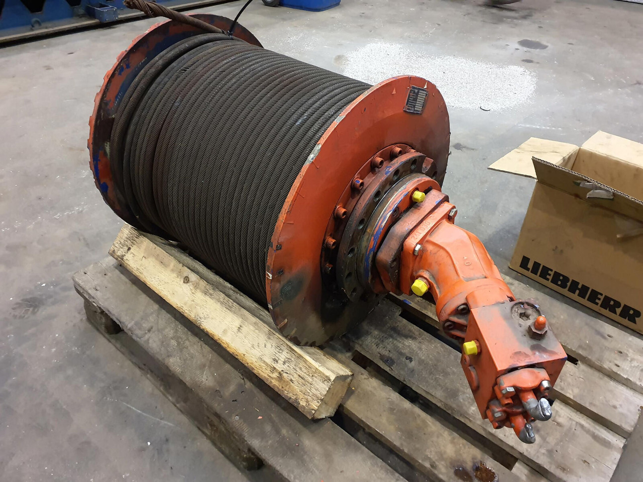 Terex AC 50 winch complete - Seilwinde für Kran: das Bild 1 Terex AC 50 winch complete - Seilwinde für Kran: das Bild 1