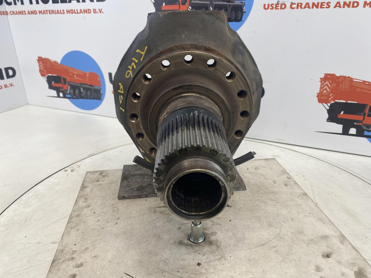 Terex Demag AC 35 Steering knuckle 16 holes axle 1 - Achsschenkel für Mobilkran: das Bild 2 Terex Demag AC 35 Steering knuckle 16 holes axle 1 - Achsschenkel für Mobilkran: das Bild 2