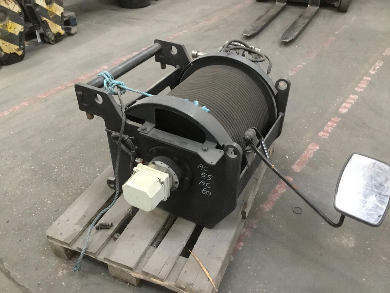 Terex Demag AC55-L winch - Seilwinde für Mobilkran: das Bild 4 Terex Demag AC55-L winch - Seilwinde für Mobilkran: das Bild 4
