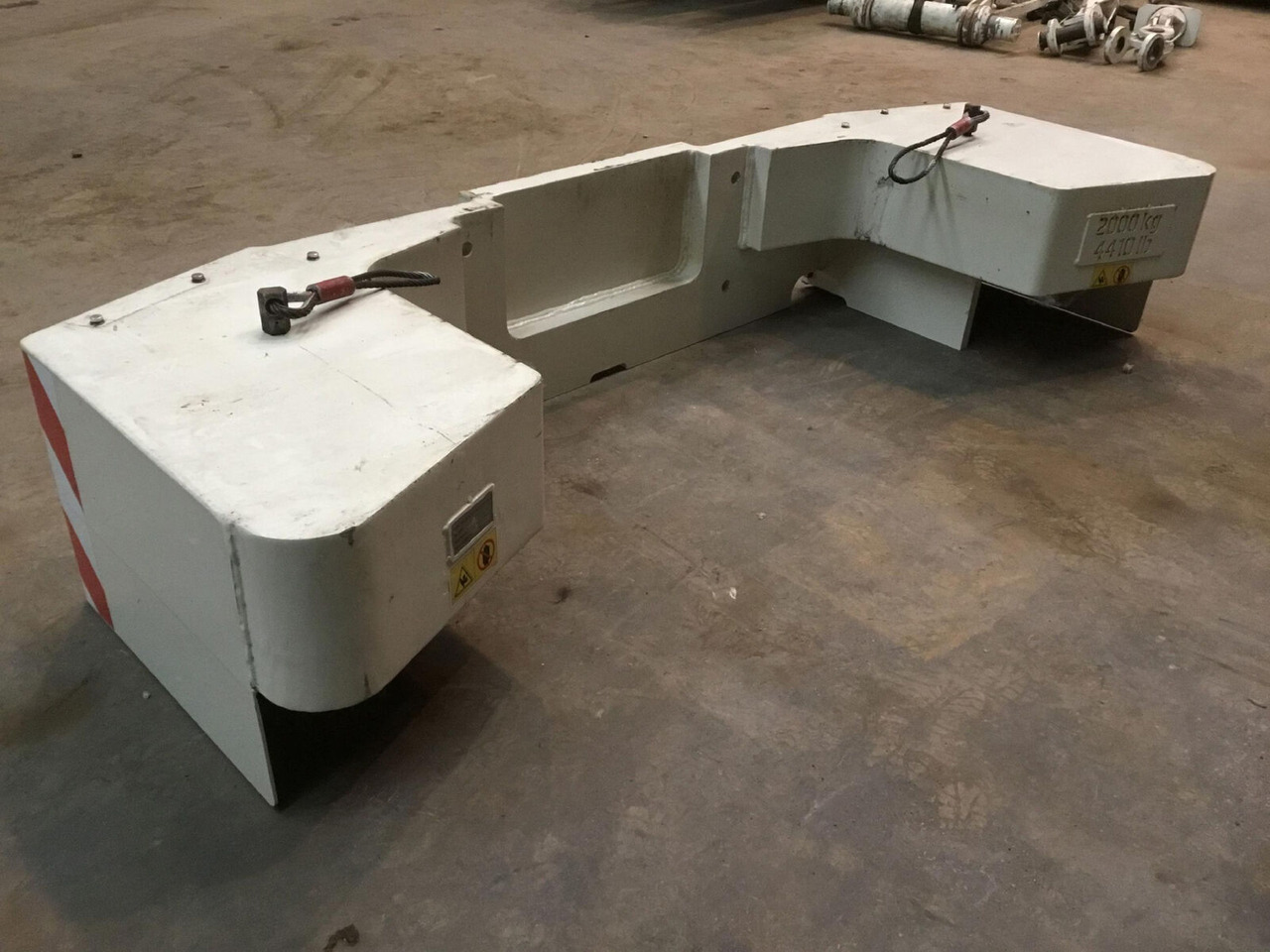 Terex Terex AC 40L counterweight 2T - Gegengewicht für Mobilkran: das Bild 4 Terex Terex AC 40L counterweight 2T - Gegengewicht für Mobilkran: das Bild 4