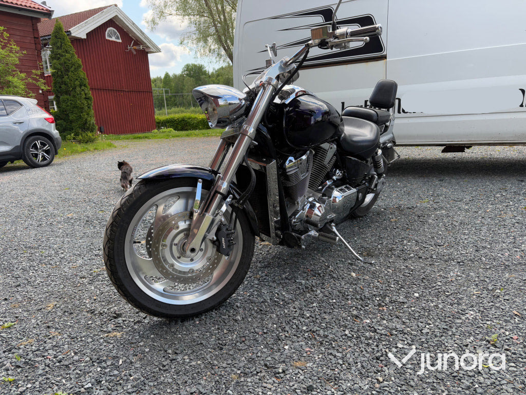 Motorcykel Honda VTX 1800C - Motorrad: das Bild 4 Motorcykel Honda VTX 1800C - Motorrad: das Bild 4