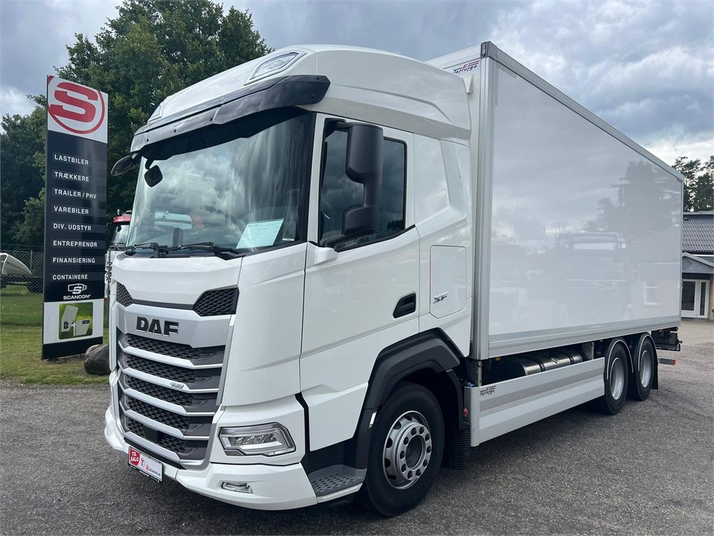 DAF XF480 FAS 6x2 - Koffer LKW: das Bild 1 DAF XF480 FAS 6x2 - Koffer LKW: das Bild 1