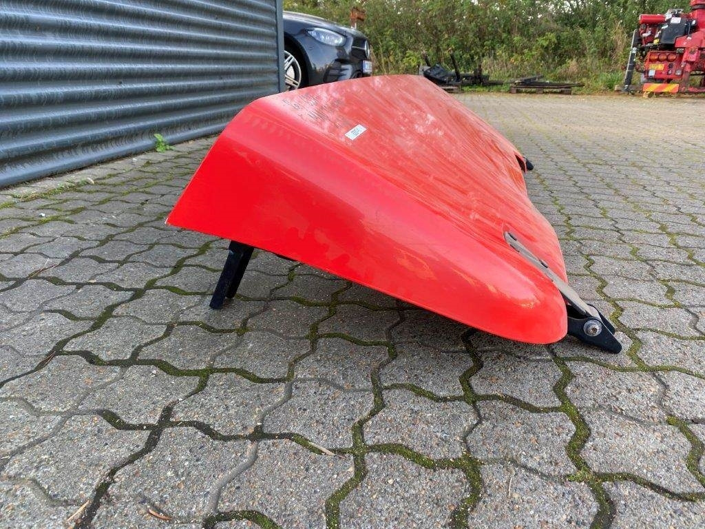 MAN Tagspoiler fra MAN TGX XXL førerhus - Aeropack/ Spoiler für LKW: das Bild 5 MAN Tagspoiler fra MAN TGX XXL førerhus - Aeropack/ Spoiler für LKW: das Bild 5