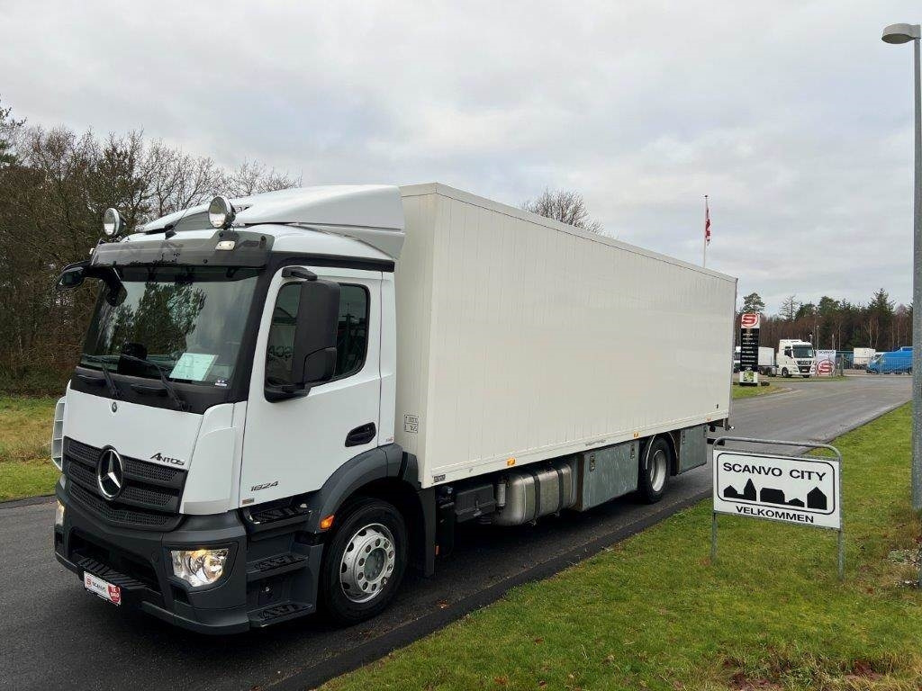 Mercedes-Benz Antos 1824 LnR - Koffer LKW: das Bild 5 Mercedes-Benz Antos 1824 LnR - Koffer LKW: das Bild 5