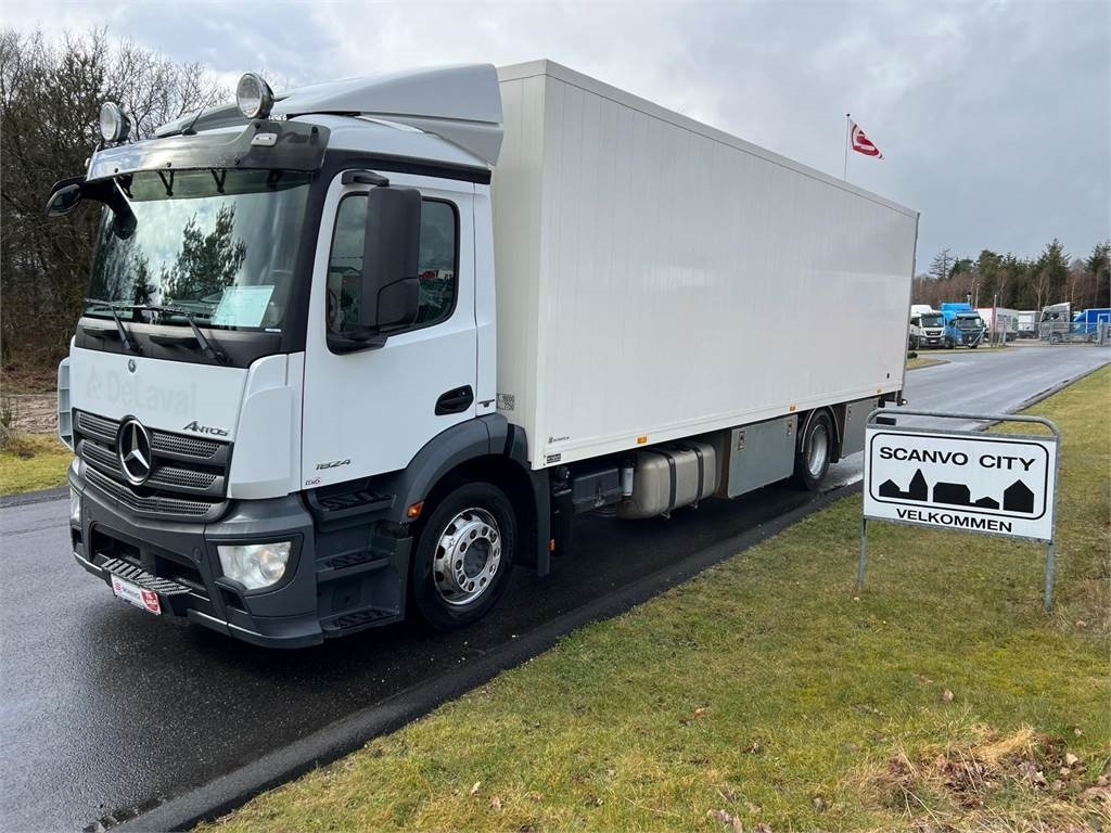Mercedes-Benz Antos 1824 LnR - Koffer LKW: das Bild 1 Mercedes-Benz Antos 1824 LnR - Koffer LKW: das Bild 1