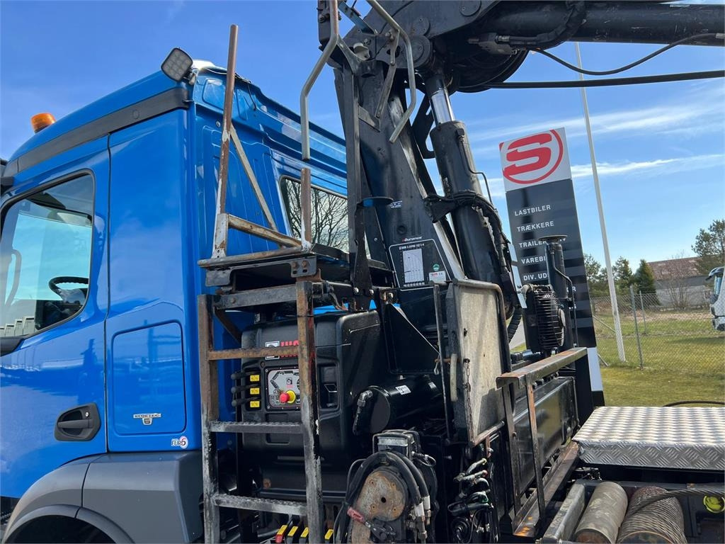 Mercedes-Benz Antos 2546 - Hiab 192 E kran - Absetzkipper: das Bild 4 Mercedes-Benz Antos 2546 - Hiab 192 E kran - Absetzkipper: das Bild 4