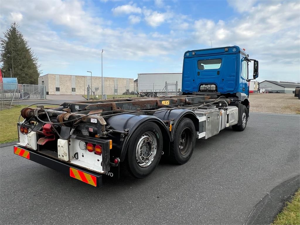 Mercedes-Benz Antos 2546 L - Absetzkipper: das Bild 4 Mercedes-Benz Antos 2546 L - Absetzkipper: das Bild 4