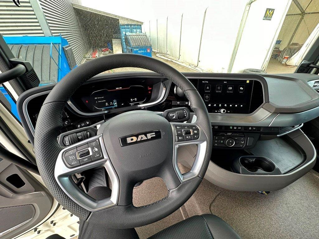 DAF XF 530 6x2 - Sattelzugmaschine: das Bild 5 DAF XF 530 6x2 - Sattelzugmaschine: das Bild 5