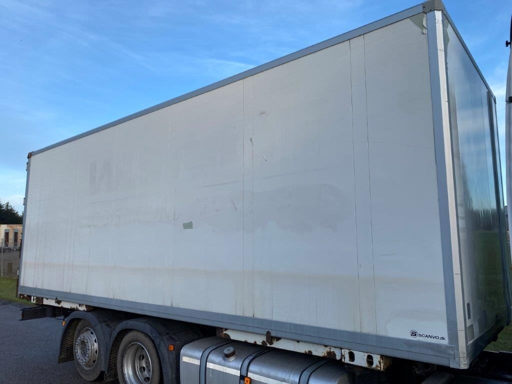 Schmitz WKO 7450 mm veksellad - Kofferaufbau: das Bild 2 Schmitz WKO 7450 mm veksellad - Kofferaufbau: das Bild 2