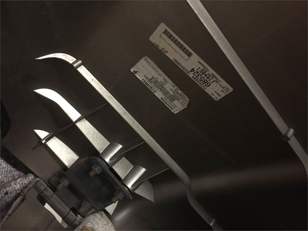 Volvo FH4 Globetrotter tagspoiler - Aeropack/ Spoiler für LKW: das Bild 4 Volvo FH4 Globetrotter tagspoiler - Aeropack/ Spoiler für LKW: das Bild 4